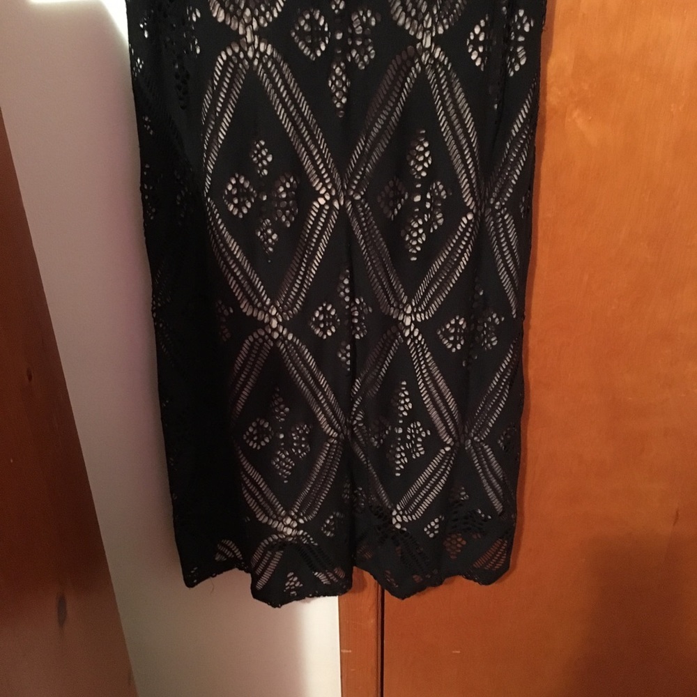 Dress - Picture 3 of 6